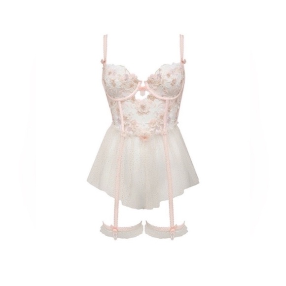 New! for love and lemons mae teddy with garters 10802 - Picture 7 of 14